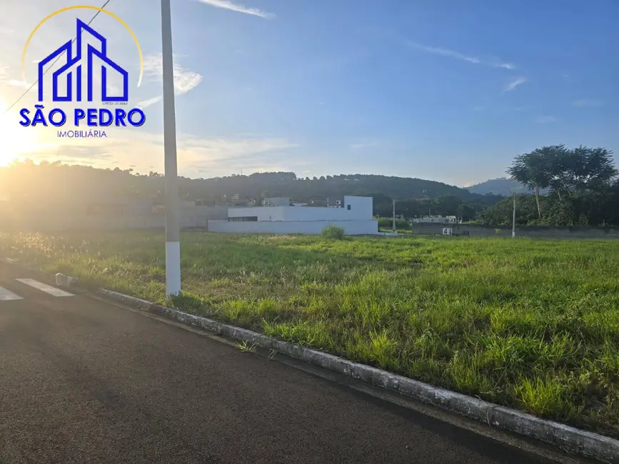 Foto 4 de Terreno / Lote à venda, 735m2 em Sao Pedro - SP