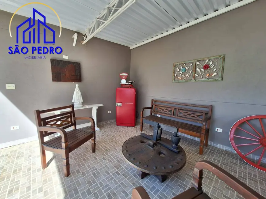 Casa com 3 quartos à venda, 1016m2 em Sao Pedro - SP - imagem 8 Foto 8 de Casa com 3 quartos à venda, 1016m2 em Sao Pedro - SP