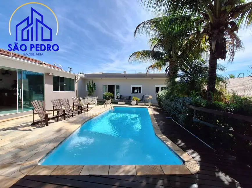 Casa com 3 quartos à venda, 1016m2 em Sao Pedro - SP - imagem 1 Foto 1 de Casa com 3 quartos à venda, 1016m2 em Sao Pedro - SP