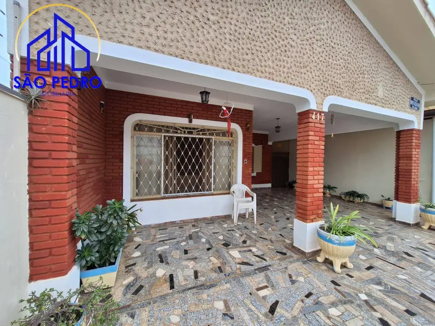 Foto 1 de Casa com 3 quartos à venda, 208m2 em Sao Pedro - SP