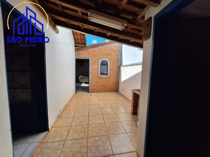Foto 2 de Casa com 2 quartos à venda e para alugar, 3001225m2 em Brotas - SP