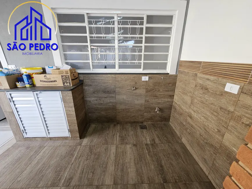 Foto 3 de Casa com 3 quartos à venda, 390m2 em Sao Pedro - SP