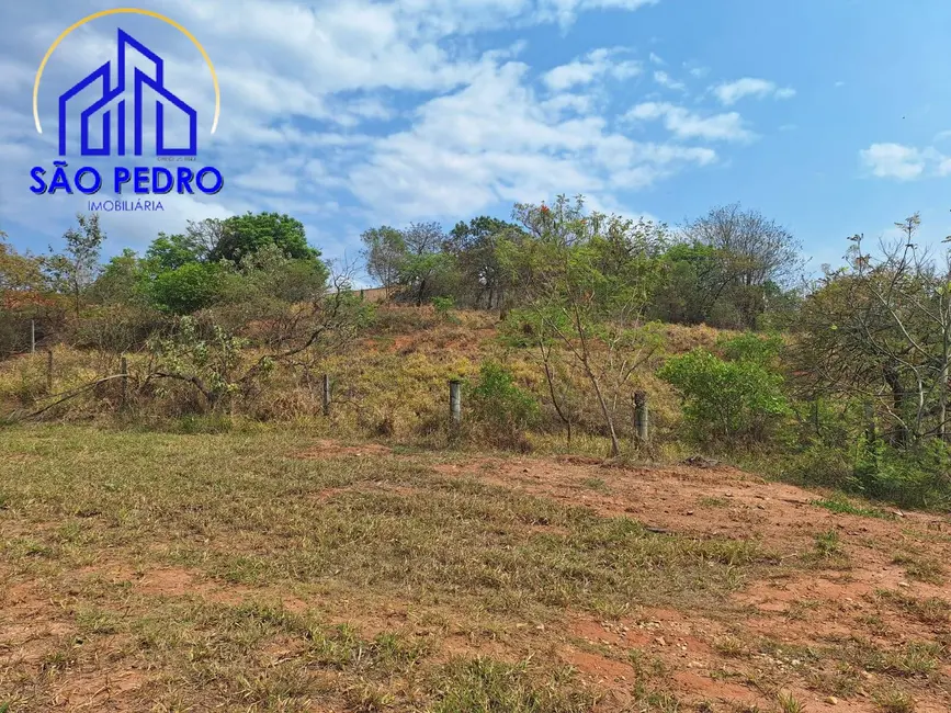Foto 1 de Terreno / Lote à venda, 849m2 em Sao Pedro - SP