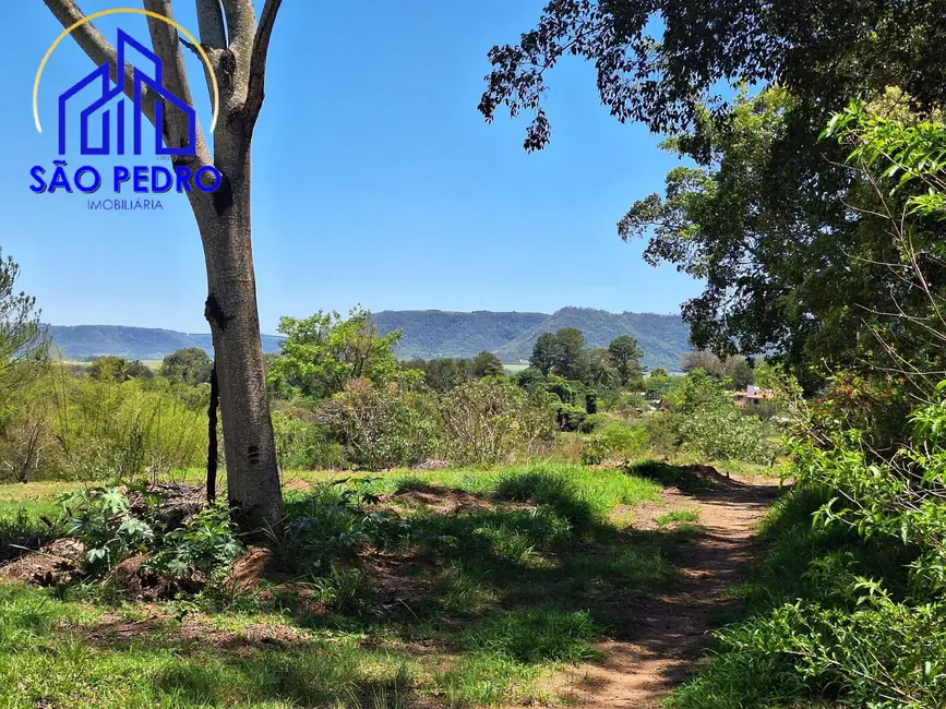 Foto 1 de Terreno / Lote à venda, 5280m2 em Sao Pedro - SP