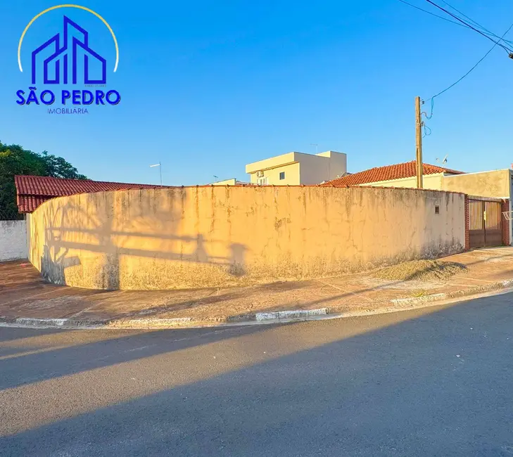 Foto 2 de Casa com 2 quartos à venda, 333m2 em Sao Pedro - SP