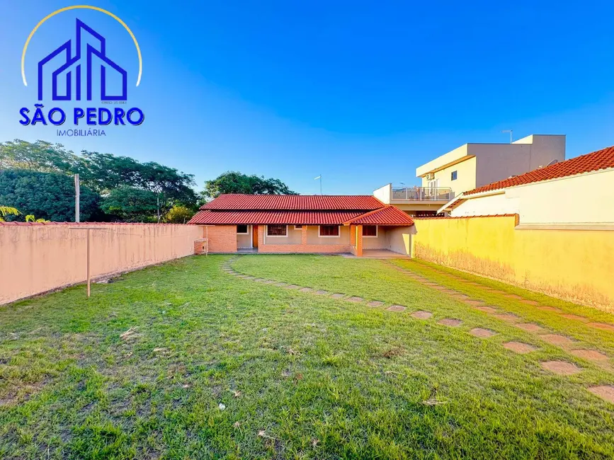 Foto 3 de Casa com 2 quartos à venda, 333m2 em Sao Pedro - SP