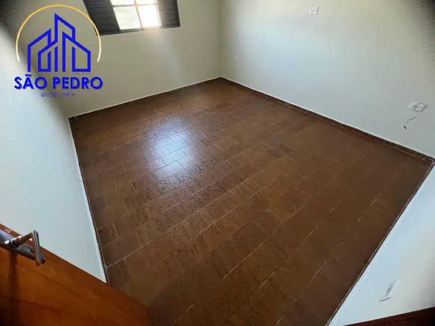 Foto 4 de Casa com 2 quartos à venda em Sao Pedro - SP