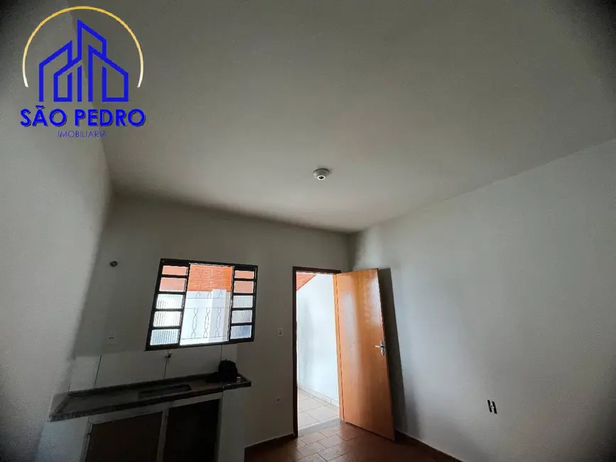 Foto 2 de Casa com 2 quartos à venda em Sao Pedro - SP