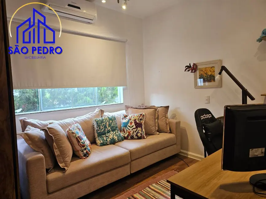 Casa com 4 quartos à venda, 800m2 em Sao Pedro - SP - imagem 4 Foto 4 de Casa com 4 quartos à venda, 800m2 em Sao Pedro - SP