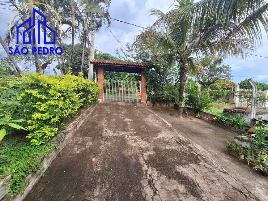 Foto 4 de Casa com 3 quartos à venda, 1160m2 em Sao Pedro - SP