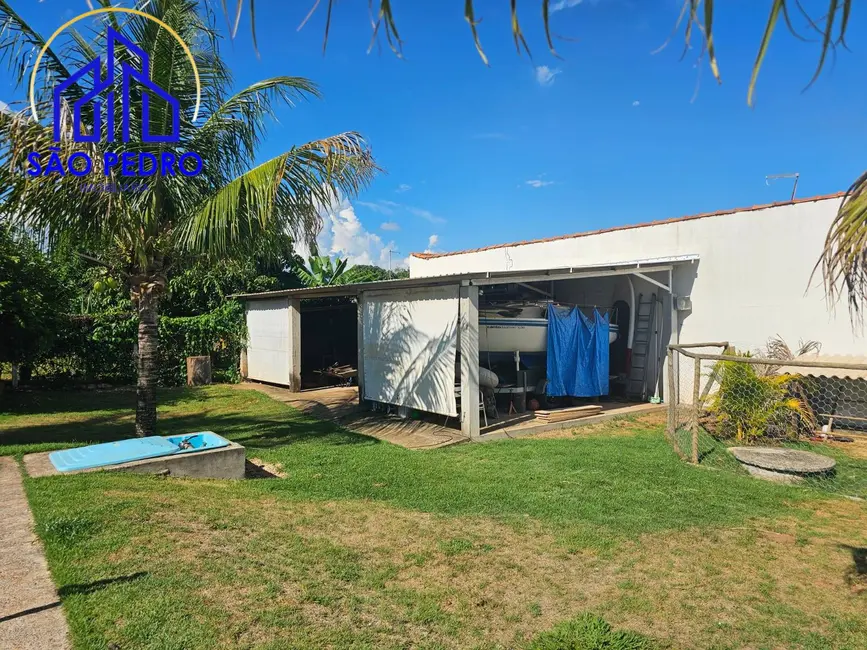 Foto 4 de Casa com 3 quartos à venda, 1000m2 em Sao Pedro - SP