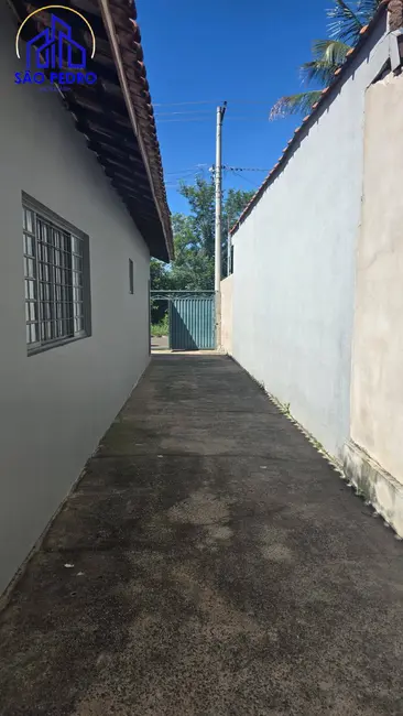 Foto 2 de Casa com 3 quartos para alugar em Sao Pedro - SP