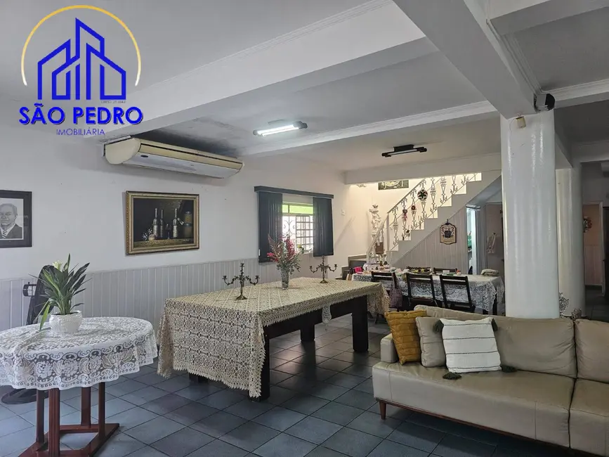 Foto 9 de Casa com 5 quartos à venda, 522m2 em Centro, Aguas De Sao Pedro - SP