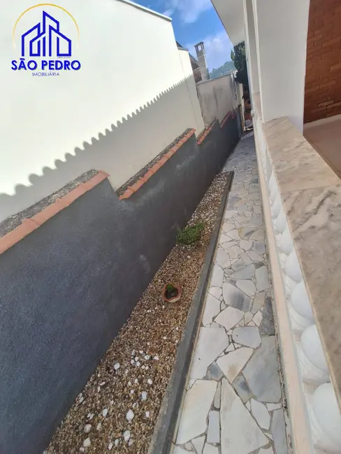 Foto 5 de Casa com 4 quartos à venda, 384m2 em Sao Pedro - SP