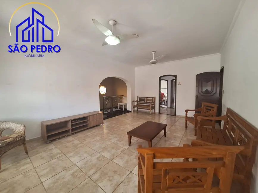 Foto 9 de Casa com 4 quartos à venda, 384m2 em Sao Pedro - SP