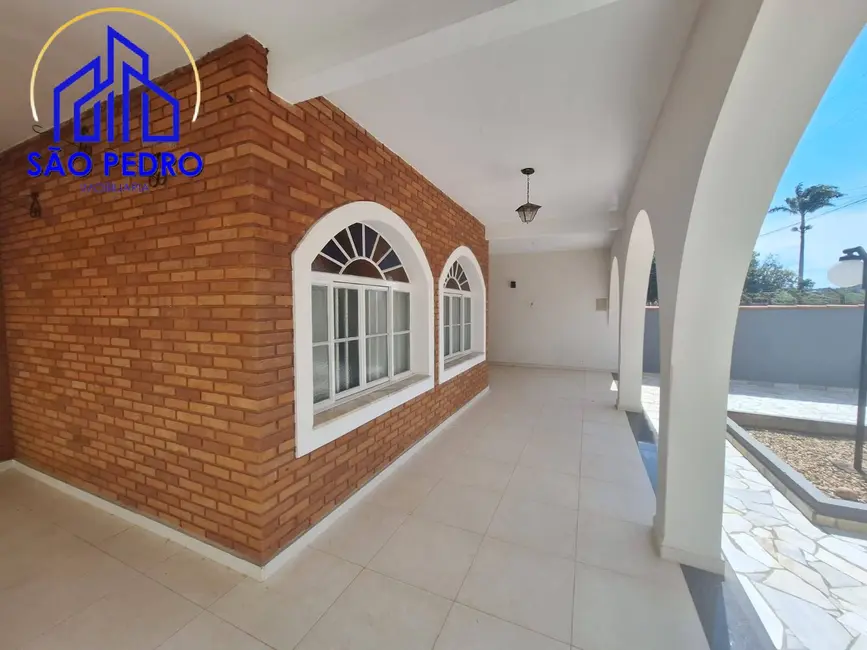 Foto 3 de Casa com 4 quartos à venda, 384m2 em Sao Pedro - SP
