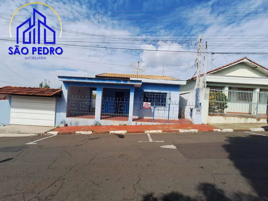 Foto 3 de Casa com 2 quartos à venda, 146m2 em Sao Pedro - SP