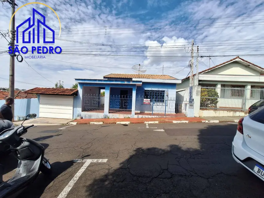 Foto 2 de Casa com 2 quartos à venda, 146m2 em Sao Pedro - SP