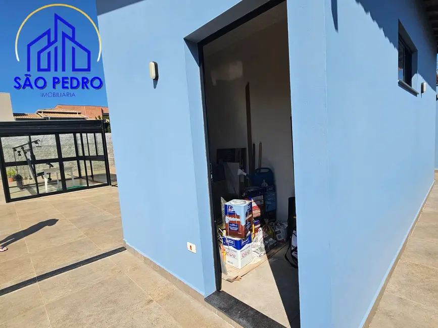 Foto 2 de Casa com 2 quartos à venda, 1000m2 em Sao Pedro - SP