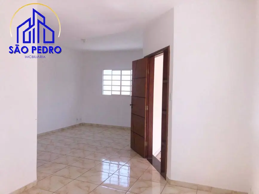 Casa com 3 quartos à venda, 303m2 em Sao Pedro - SP - imagem 8 Foto 8 de Casa com 3 quartos à venda, 303m2 em Sao Pedro - SP