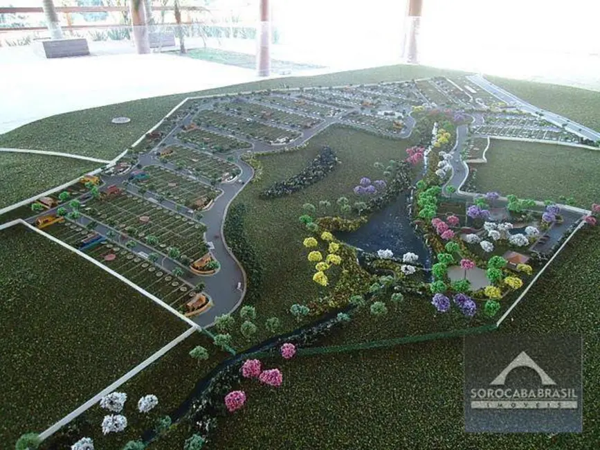Foto 1 de Terreno / Lote à venda, 1000m2 em Sorocaba - SP