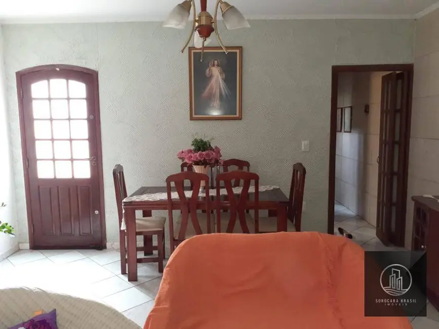 Sobrado com 3 quartos à venda, 150m2 em Jardim Americano, Sorocaba - SP - imagem 4 Foto 4 de Sobrado com 3 quartos à venda, 150m2 em Jardim Americano, Sorocaba - SP