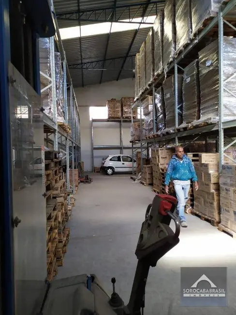 Armazém / Galpão à venda, 360m2 em Zona Industrial, Sorocaba - SP - imagem 3 Foto 3 de Armazém / Galpão à venda, 360m2 em Zona Industrial, Sorocaba - SP