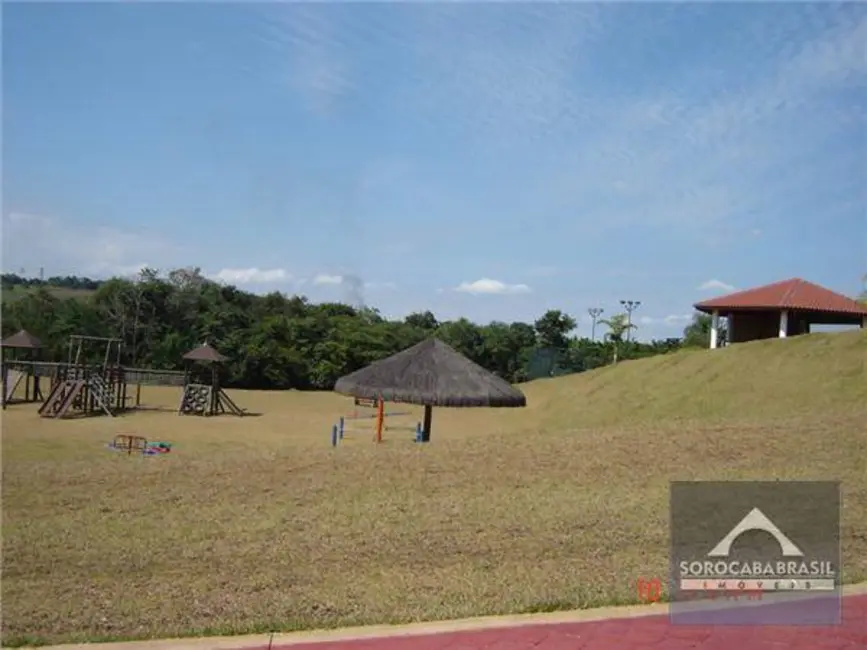 Foto 3 de Terreno / Lote à venda, 1000m2 em Aracoiaba Da Serra - SP