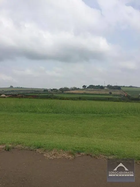 Foto 2 de Terreno / Lote à venda, 2090m2 em Porto Feliz - SP