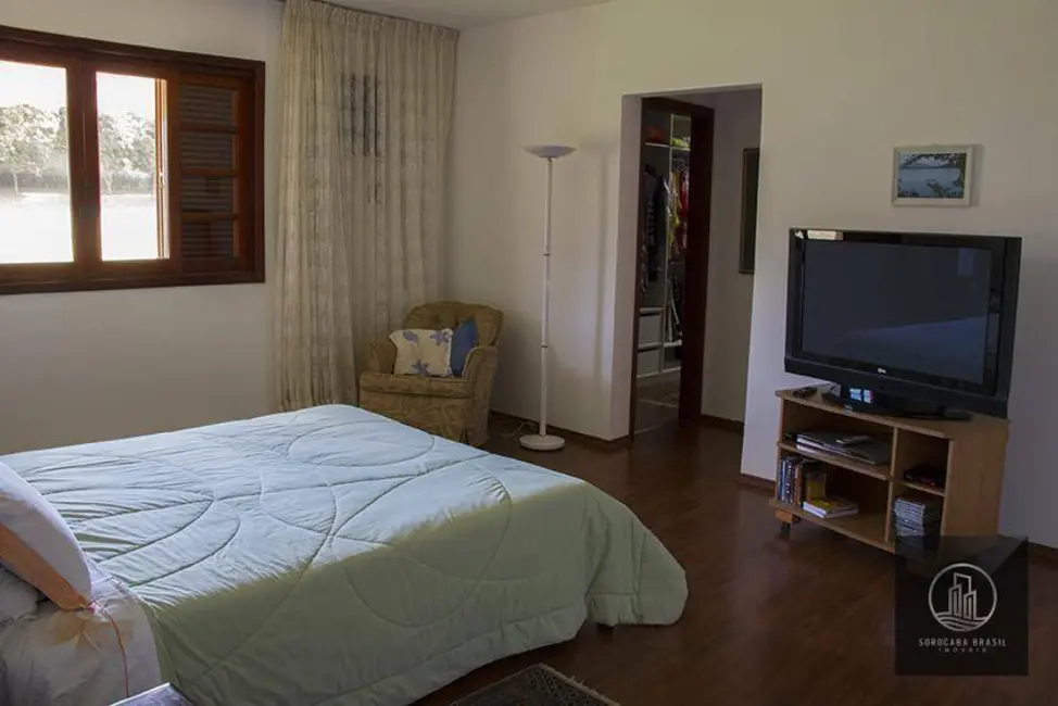Foto 2 de Sobrado com 4 quartos à venda, 5000m2 em Chácaras Residenciais Santa Maria, Votorantim - SP