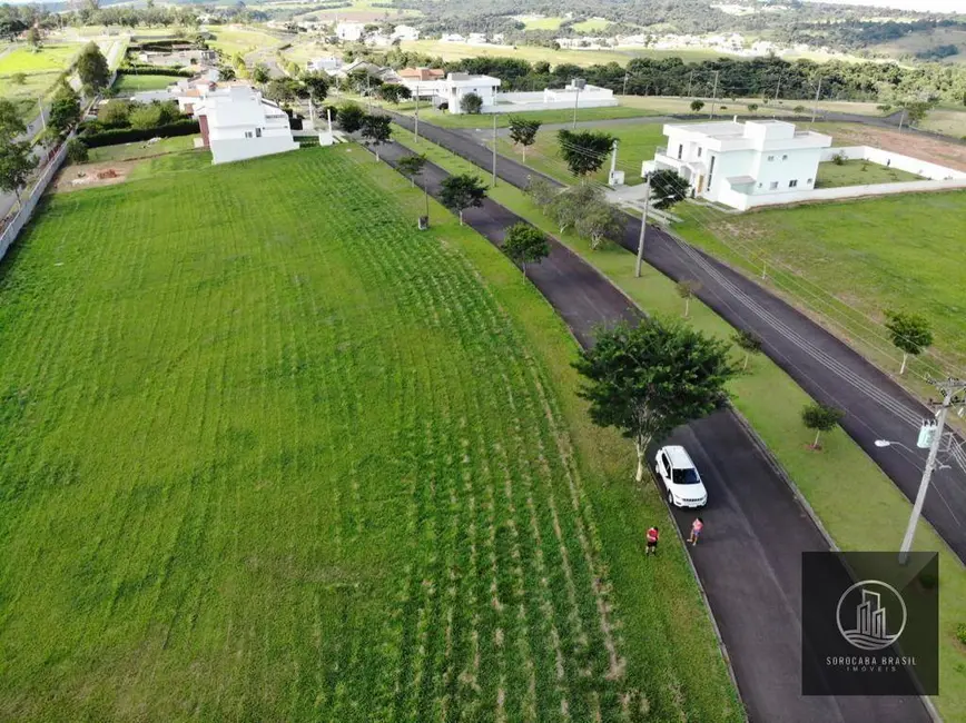 Foto 3 de Terreno / Lote à venda, 1074m2 em Aracoiaba Da Serra - SP