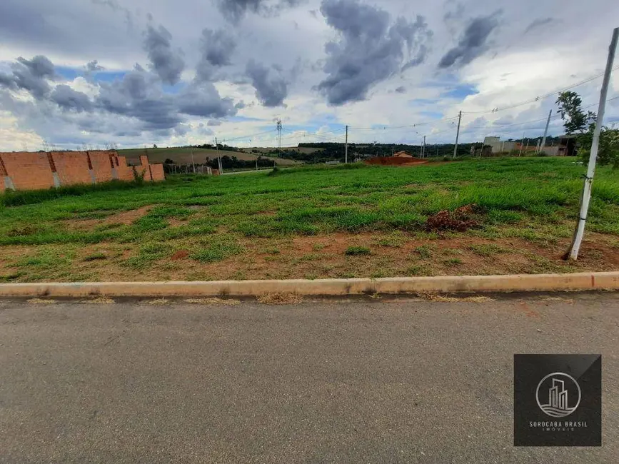 Foto 3 de Terreno / Lote à venda, 250m2 em Salto De Pirapora - SP