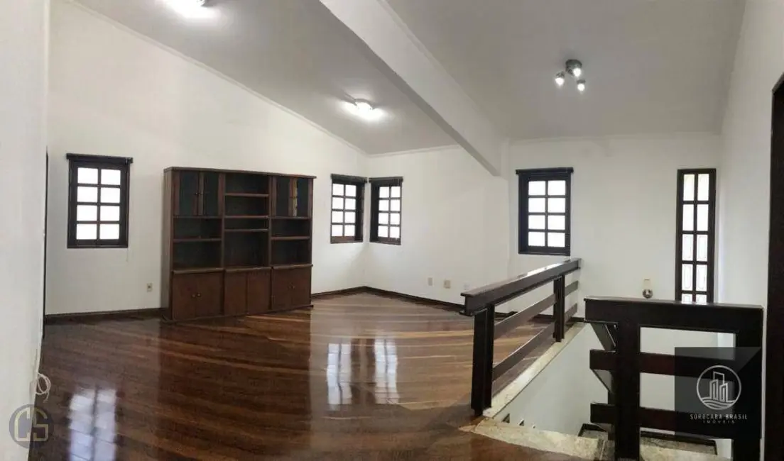 Sobrado com 3 quartos à venda, 320m2 em Jardim São Carlos, Sorocaba - SP - imagem 6 Foto 6 de Sobrado com 3 quartos à venda, 320m2 em Jardim São Carlos, Sorocaba - SP