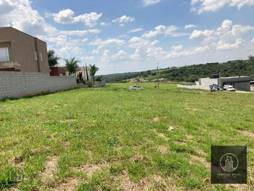 Foto 2 de Terreno / Lote à venda, 1000m2 em Aracoiaba Da Serra - SP