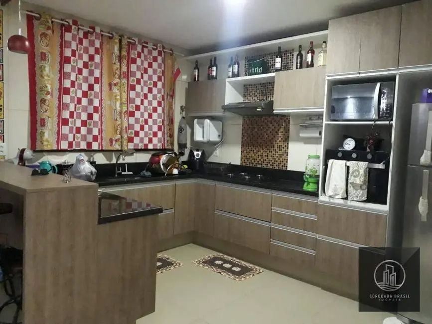 Foto 2 de Casa com 2 quartos à venda, 160m2 em Residencial Cristal, Votorantim - SP
