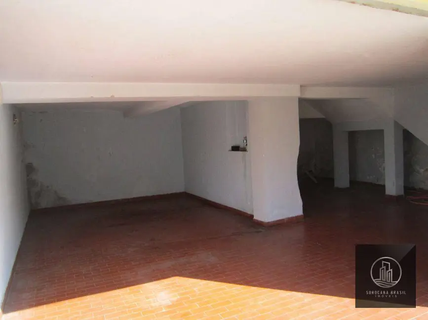 Casa com 6 quartos para alugar, 250m2 em Vila Augusta, Sorocaba - SP - imagem 4 Foto 4 de Casa com 6 quartos para alugar, 250m2 em Vila Augusta, Sorocaba - SP