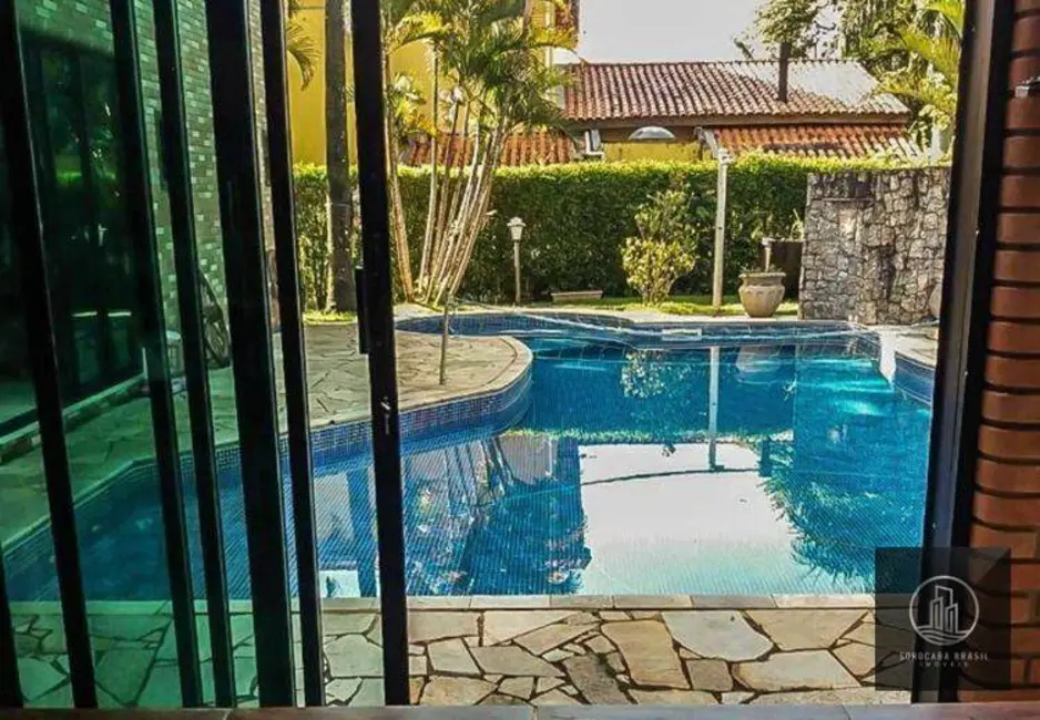 Foto 3 de Casa de Condomínio com 4 quartos à venda e para alugar, 1200m2 em Aracoiaba Da Serra - SP