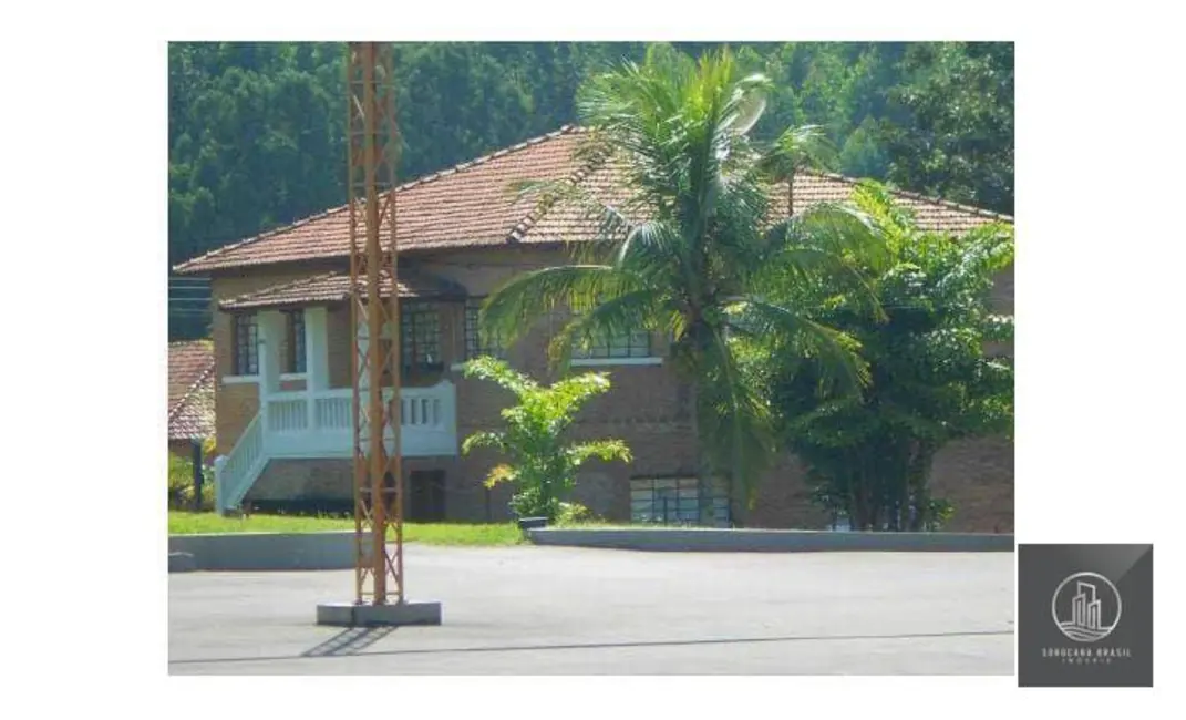 Foto 3 de Fazenda / Haras com 5 quartos à venda, 2352m2 em Garca - SP