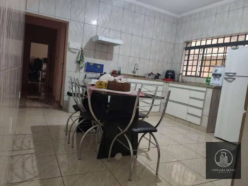 Sobrado com 3 quartos à venda, 180m2 em Jardim Simus, Sorocaba - SP - imagem 9 Foto 9 de Sobrado com 3 quartos à venda, 180m2 em Jardim Simus, Sorocaba - SP