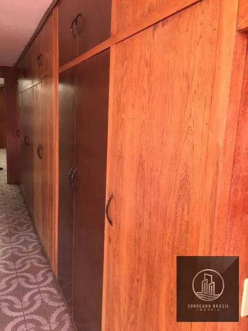 Casa com 3 quartos para alugar, 600m2 em Centro, Sorocaba - SP - imagem 4 Foto 4 de Casa com 3 quartos para alugar, 600m2 em Centro, Sorocaba - SP