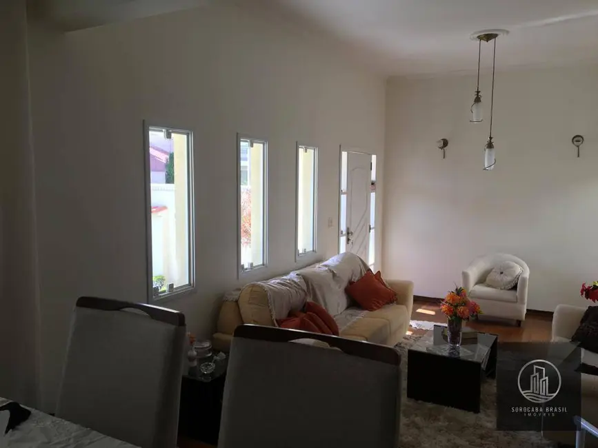 Foto 4 de Casa de Condomínio com 3 quartos à venda, 400m2 em Jardim Itanguá, Sorocaba - SP