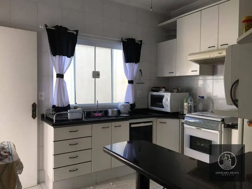 Foto 2 de Casa de Condomínio com 3 quartos à venda, 400m2 em Jardim Itanguá, Sorocaba - SP