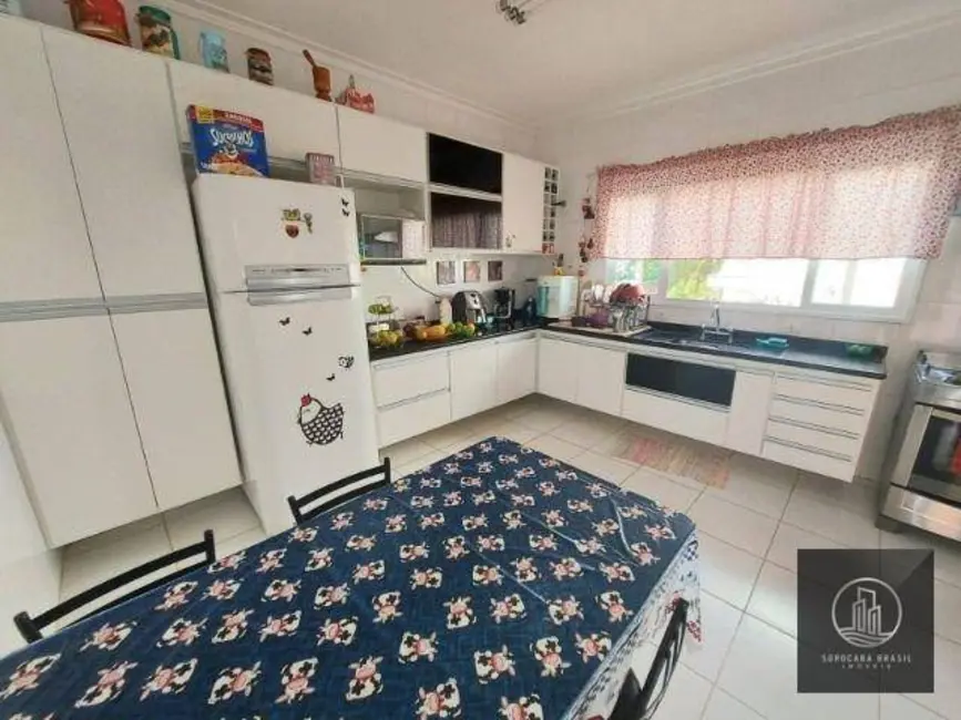 Casa com 3 quartos à venda, 1180m2 em Jardim Vale do Lago Residencial, Sorocaba - SP - imagem 2 Foto 2 de Casa com 3 quartos à venda, 1180m2 em Jardim Vale do Lago Residencial, Sorocaba - SP