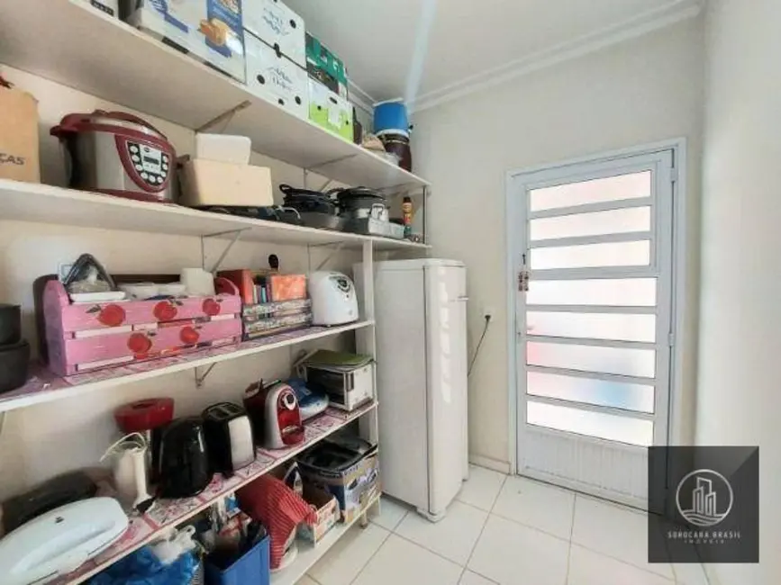 Casa com 3 quartos à venda, 1180m2 em Jardim Vale do Lago Residencial, Sorocaba - SP - imagem 5 Foto 5 de Casa com 3 quartos à venda, 1180m2 em Jardim Vale do Lago Residencial, Sorocaba - SP