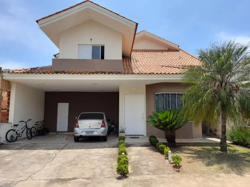 Foto 1 de Sobrado com 3 quartos à venda, 250m2 em Aparecidinha, Sorocaba - SP