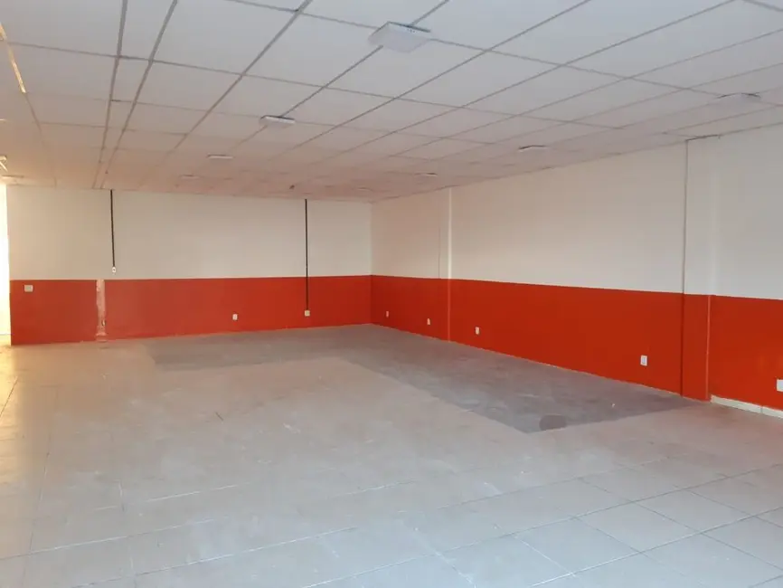 Armazém / Galpão para alugar, 250m2 em Aparecidinha, Sorocaba - SP - imagem 6 Foto 6 de Armazém / Galpão para alugar, 250m2 em Aparecidinha, Sorocaba - SP