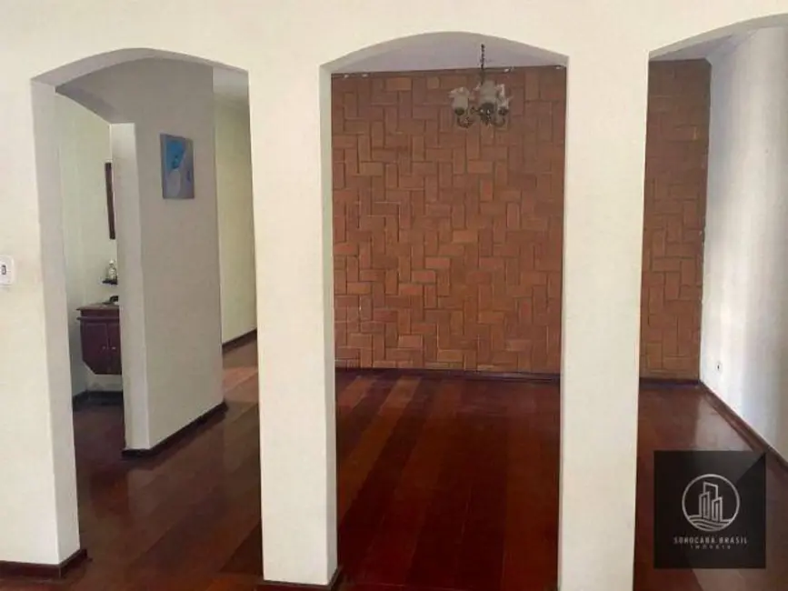Casa com 3 quartos à venda, 305m2 em Jardim Rosália Alcolea, Sorocaba - SP - imagem 4 Foto 4 de Casa com 3 quartos à venda, 305m2 em Jardim Rosália Alcolea, Sorocaba - SP