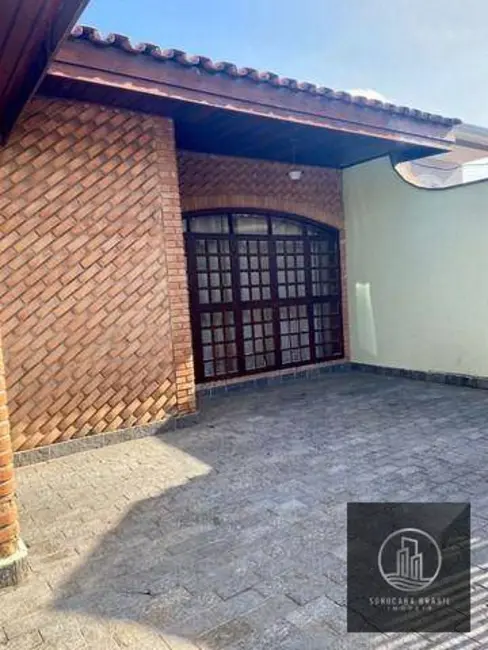 Casa com 3 quartos à venda, 305m2 em Jardim Rosália Alcolea, Sorocaba - SP - imagem 3 Foto 3 de Casa com 3 quartos à venda, 305m2 em Jardim Rosália Alcolea, Sorocaba - SP