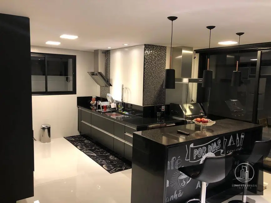 Foto 8 de Sobrado com 3 quartos à venda, 285m2 em Sorocaba - SP