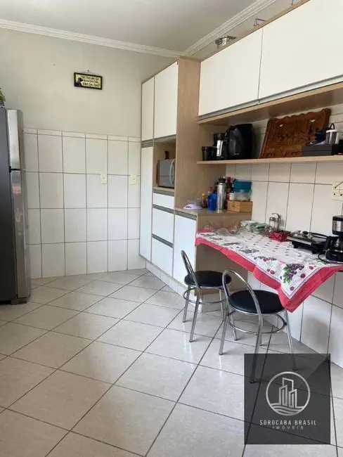 Foto 2 de Sobrado com 3 quartos à venda, 183m2 em Sorocaba - SP